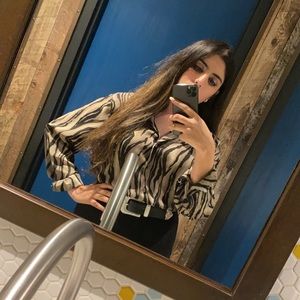 Meet your Posher, Priya